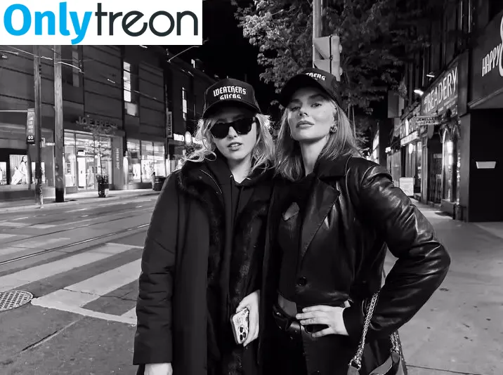 Kathrynton голая photo #0919 (kathrynnewton / katsoik23)