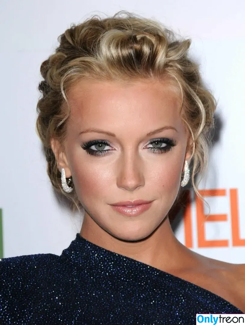Katie Cassidy nude photo #0426 (Arrow / katiecassidy / katiecassidyxxx)