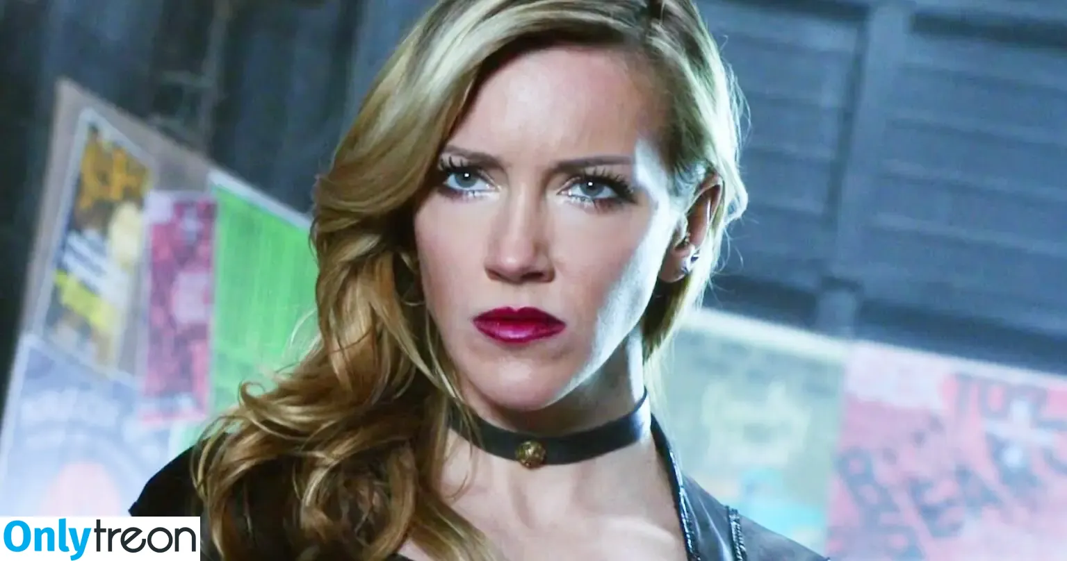 Katie Cassidy голая photo #0444 (Arrow / katiecassidy / katiecassidyxxx)