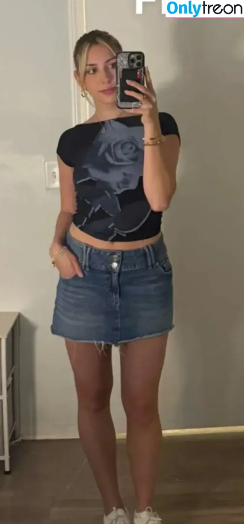 Katie Feeney nude photo #0011 (katiefeeneyy)