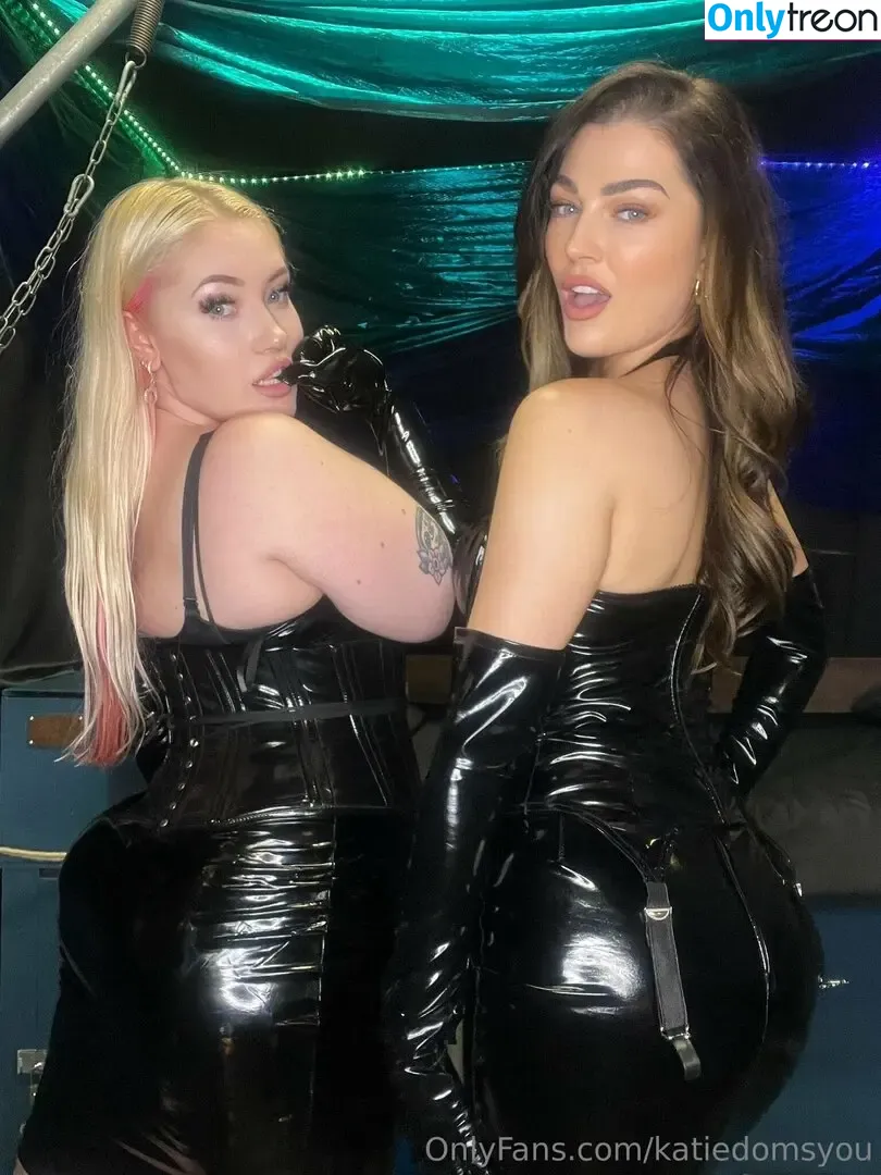 Katie Jane голая photo #0039 (katiedomsyou / katiejaneuk)