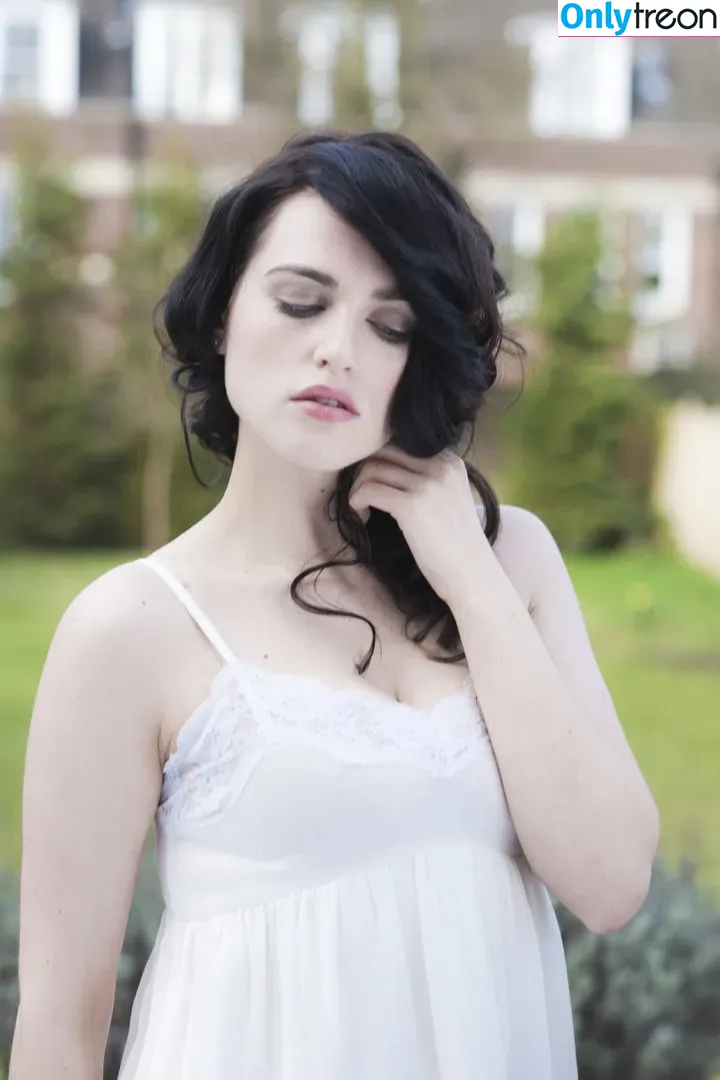 Katie McGrath голая photo #0008 (kashymcgrath)