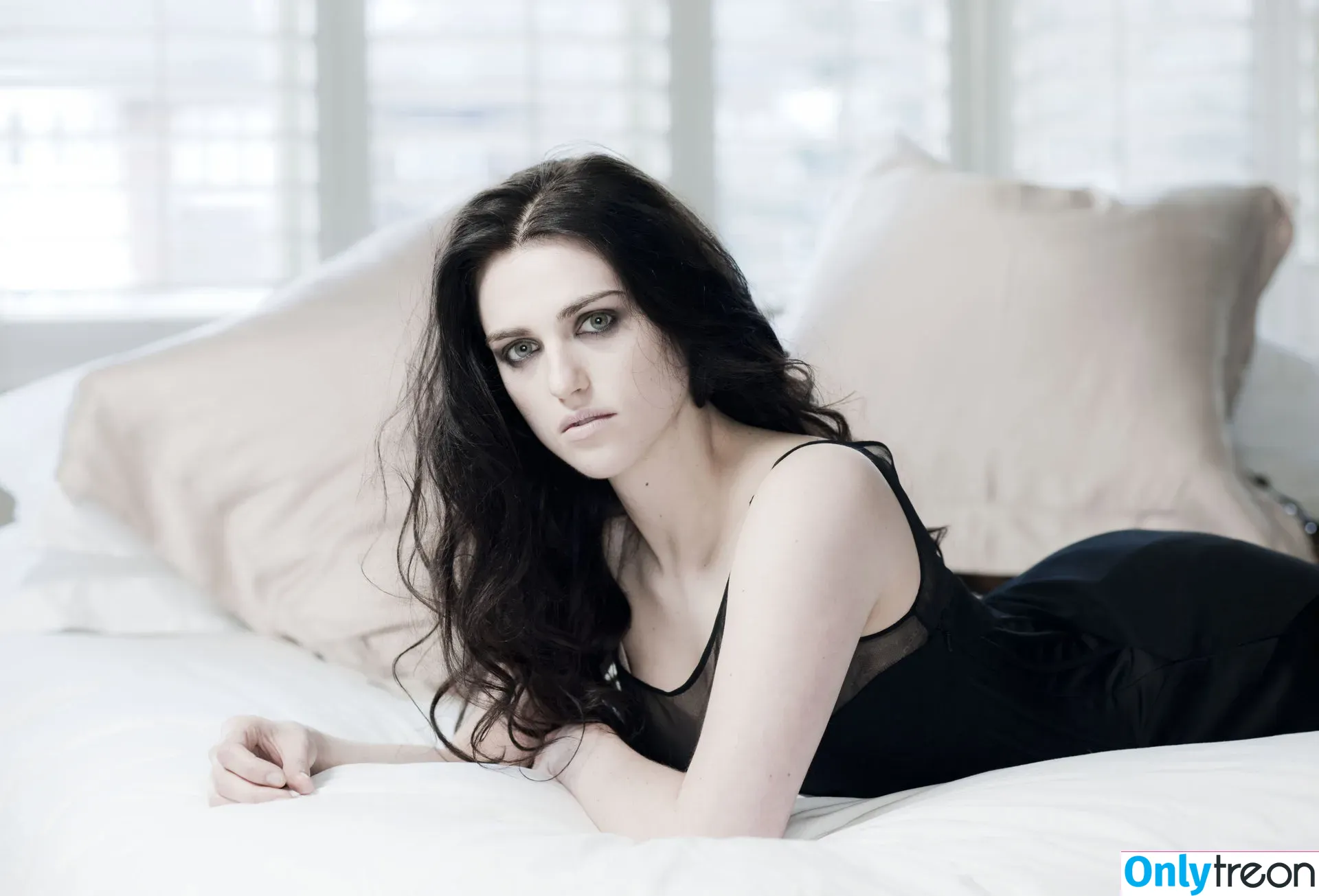 Katie McGrath голая photo #0050 (kashymcgrath)