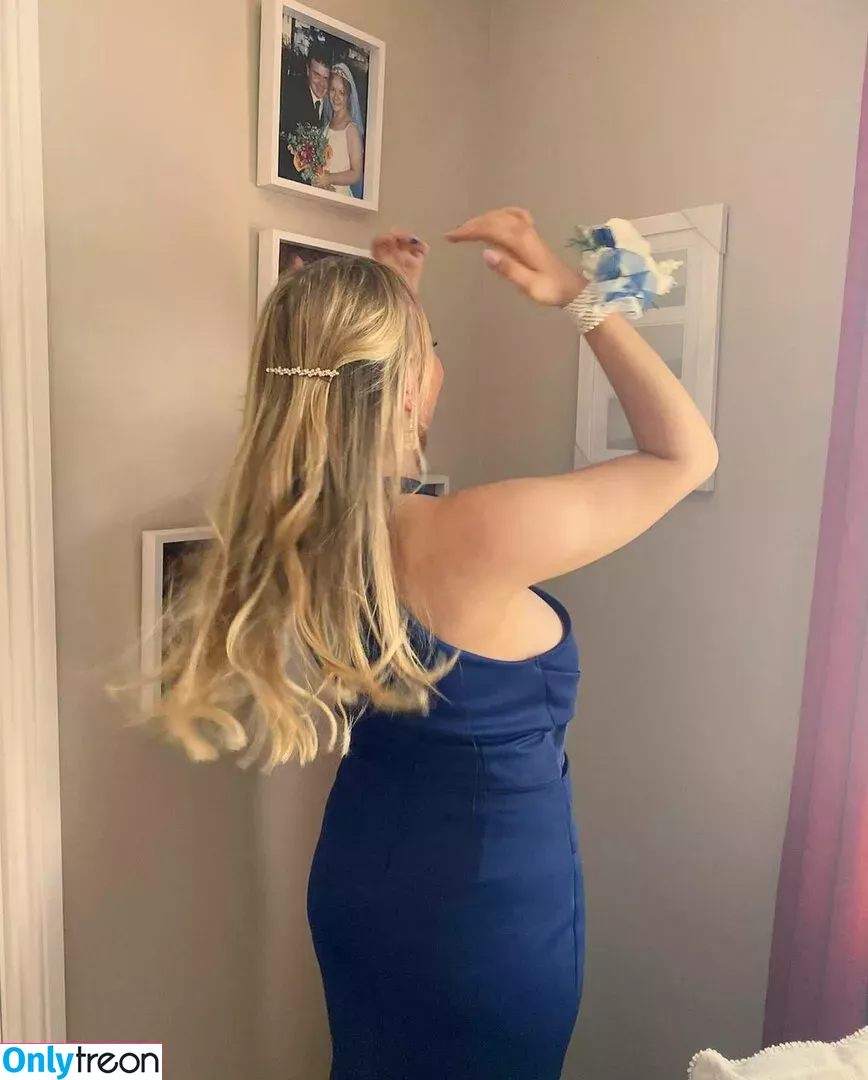 Katie O nude photo #0025 (katieomusic / mistresskatie)