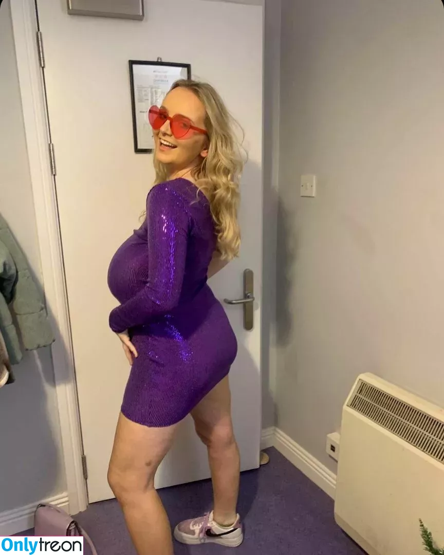 Katie O nude photo #0043 (katieomusic / mistresskatie)