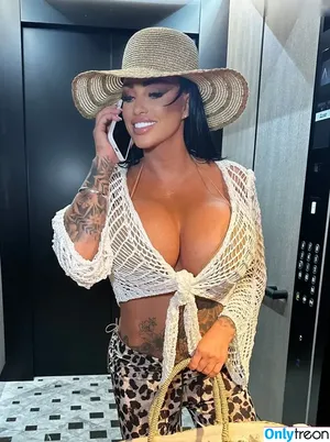 Katie Price / katieprice фото голая #0207