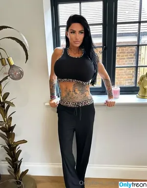 Katie Price / katieprice фото голая #0245