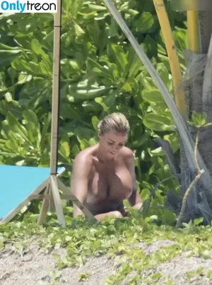 Katie Price / katieprice фото голая #0322