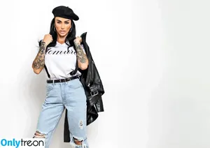 Katie Price / katieprice фото голая #0347