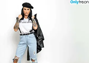 Katie Price / katieprice фото голая #0350