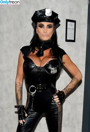 Katie Price / katieprice фото голая #0357