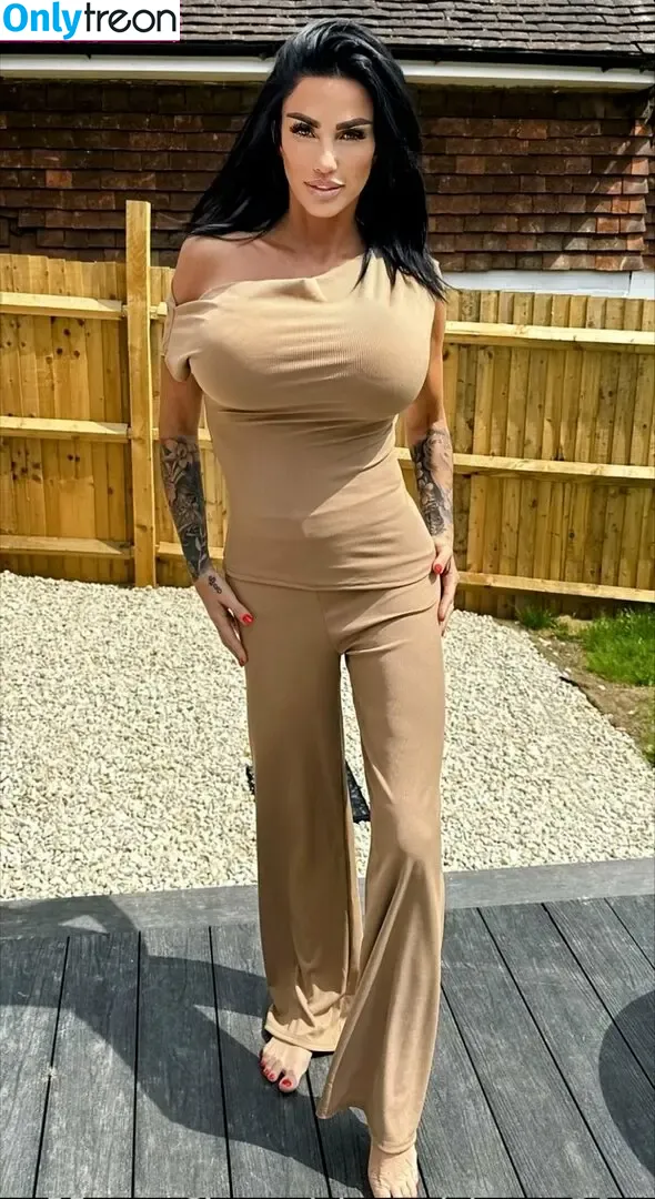 Katie Price голая photo #0263 (katieprice)