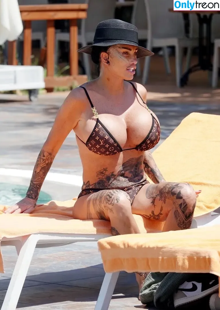 Katie Price nude photo #0277 (katieprice)