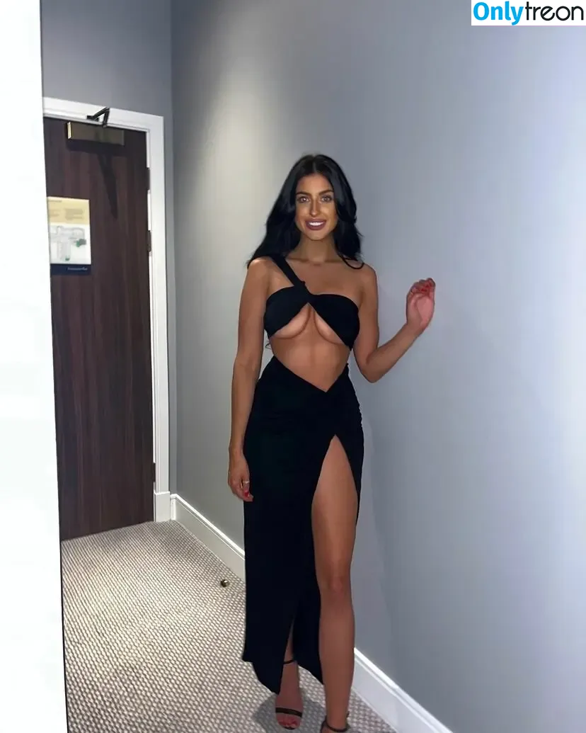 Katie Wilson голая photo #0067 (blondeshortie2023 / katielmwilson)