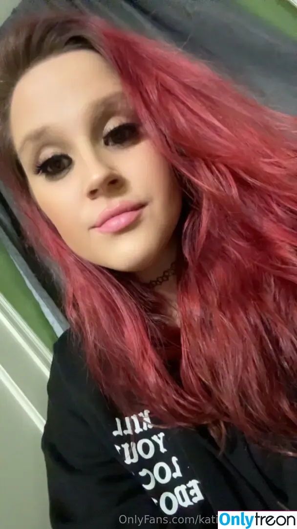 katiemayhem666 nude photo #0017 (katiecat666)
