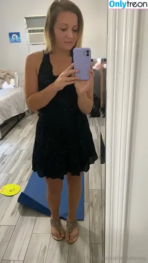 katiequeenxo / katie_queenxo nude photo #0015