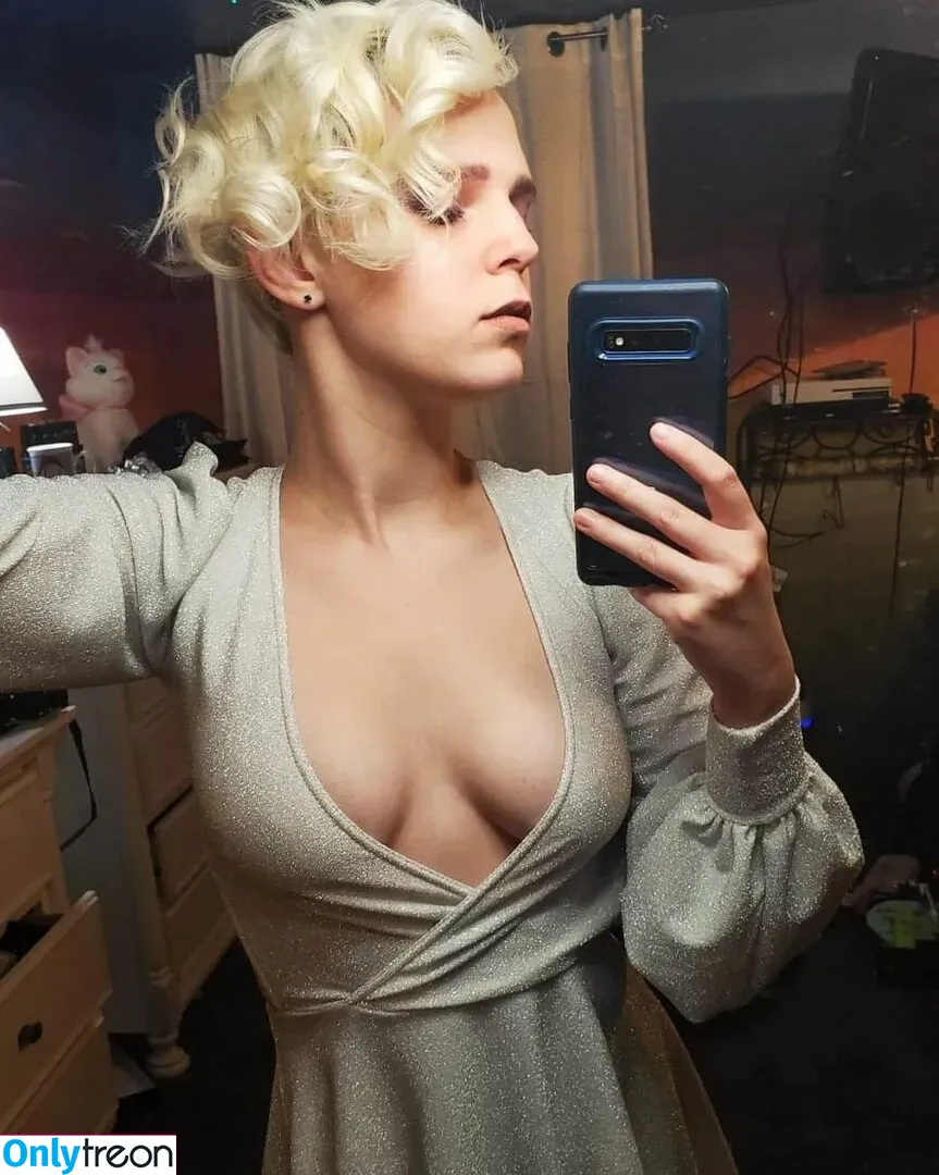 Katies_Cosplaying_Again голая photo #0002 (Katies_Cosplaying_Again)