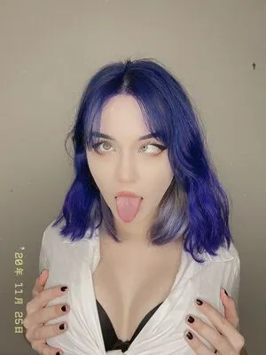 katieuhiguess / directedbyrome nude photo #0026