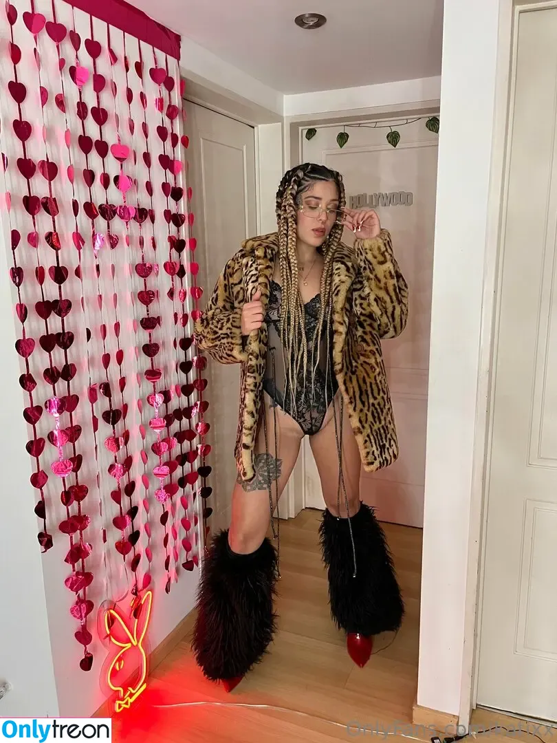 katixx nude photo #0038 (katixx)