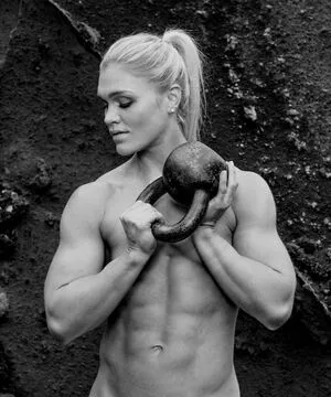 Katrin Davidsdottir / katrintanja фото голая #0001