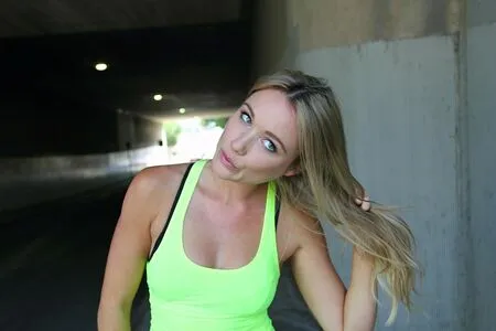 Katrina Bowden / katrinakbowden фото голая #0208