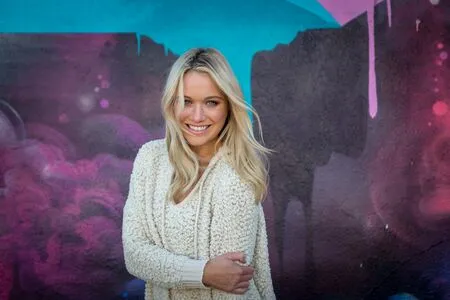 Katrina Bowden / katrinakbowden фото голая #0215