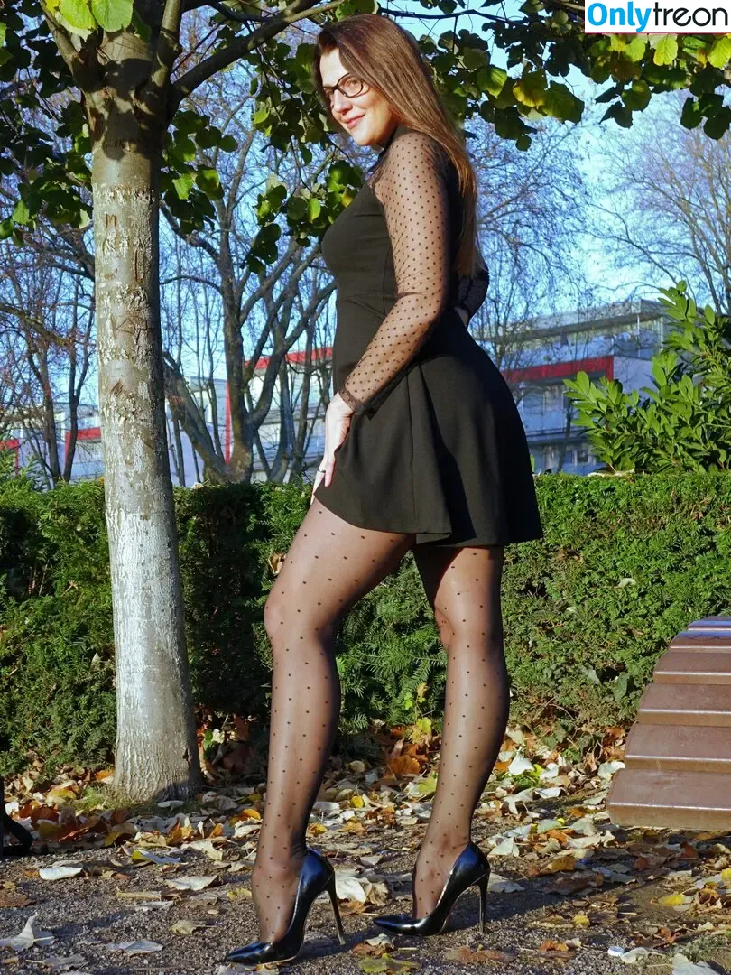 Kats Little World nude photo #0401 (kats.little.world / katslittleworld)