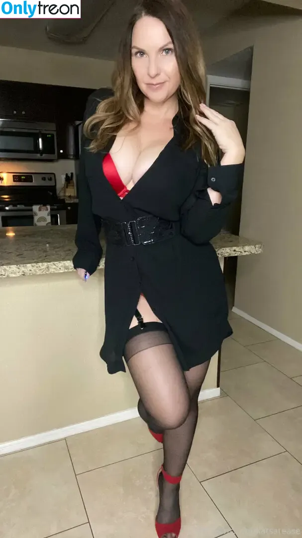 Katsatease nude photo #0002 (kattease)