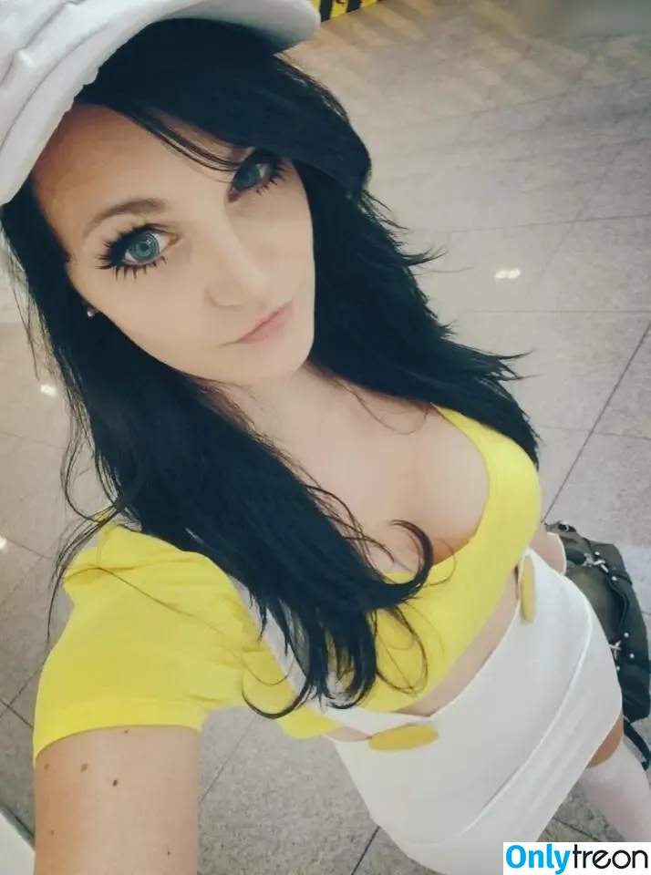 katstawp голая photo #0046 (katstawp)