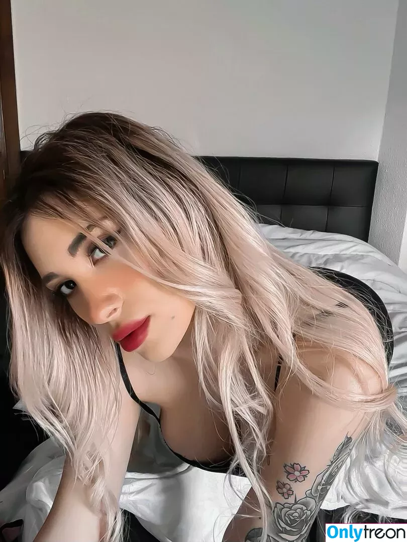 katth голая photo #0200 (KatthTV)