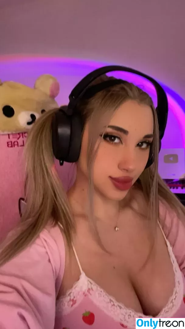 katth nude photo #0251 (KatthTV)