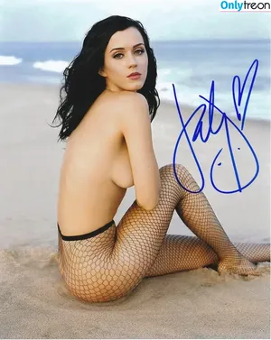 Katy Perry / katyperry nude photo #3214
