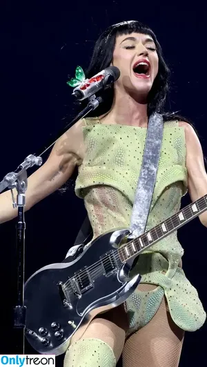 Katy Perry / katyperry nude photo #3310