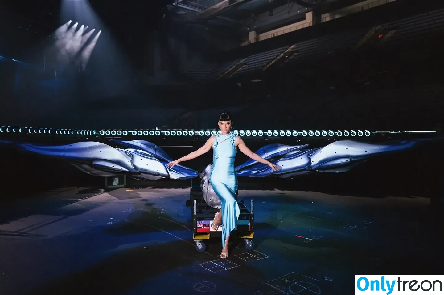 Katy Perry голая photo #3294 (katyperry)