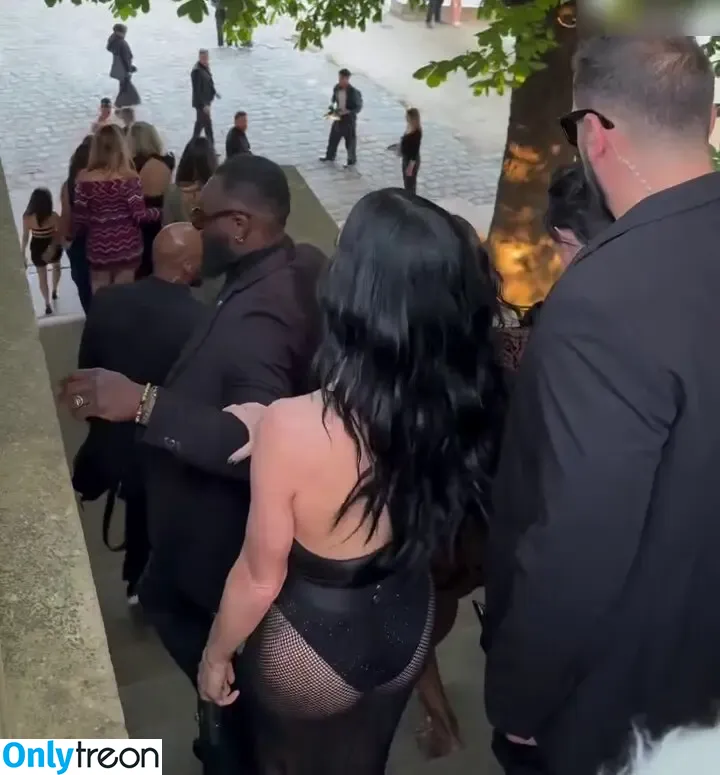 Katy Perry nude photo #3384 (katyperry)