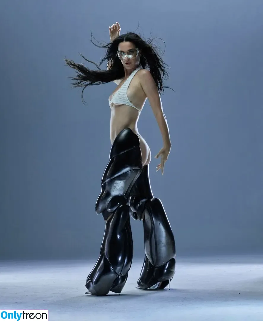 Katy Perry nude photo #3433 (katyperry)