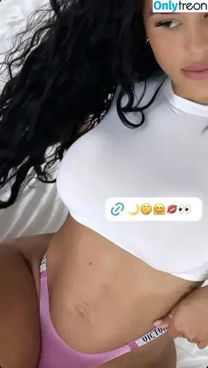 Katya Elise Henry / katyaelisehenry / katyaelisehenrysworld nude photo #1699