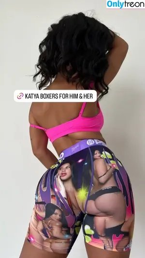 Katya Elise Henry / katyaelisehenry nude photo #1747