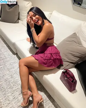 Katya Elise Henry / katyaelisehenry nude photo #1753