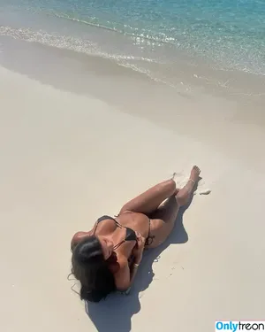 Katya Elise Henry / katyaelisehenry / katyaelisehenrysworld фото голая #1980