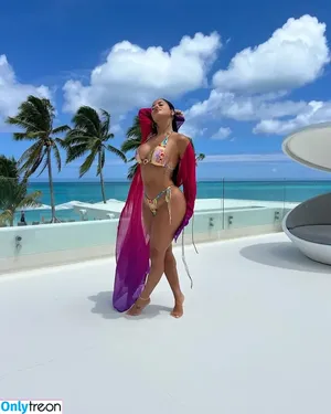 Katya Elise Henry / katyaelisehenry / katyaelisehenrysworld фото голая #1985