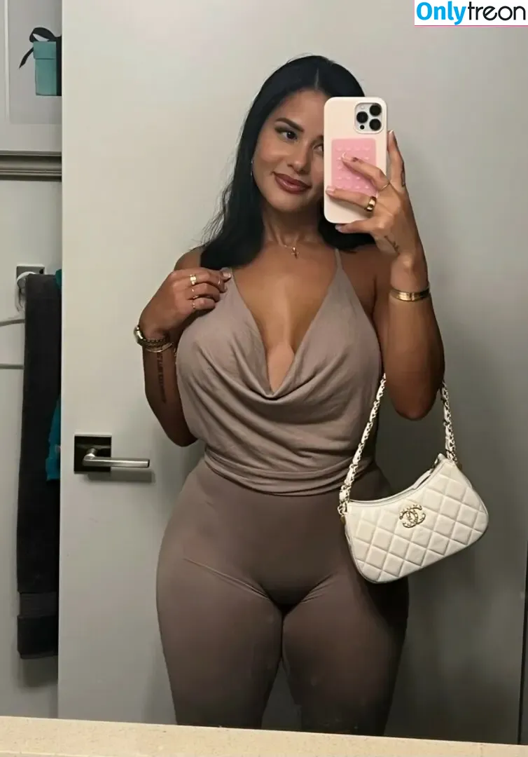 Katya Elise Henry nude photo #1711 (katyaelisehenry / katyaelisehenrysworld)