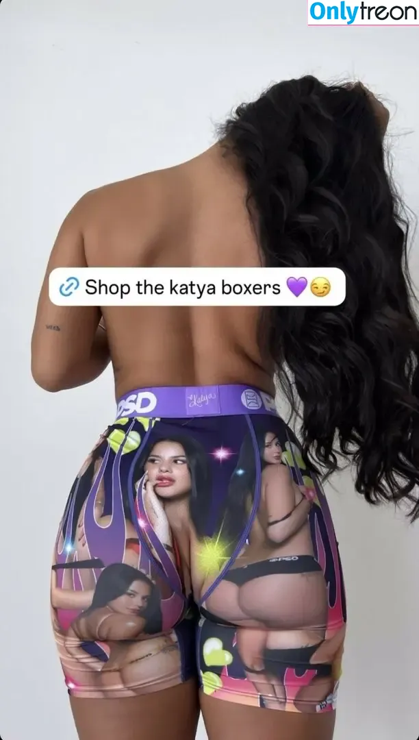 Katya Elise Henry nude photo #1743 (katyaelisehenry)