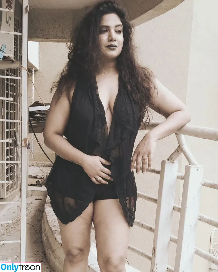 Kavita Radheshyam nude photo #0003 (actresskavita)