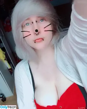 KawaiiAlienPanda nude photo #0018