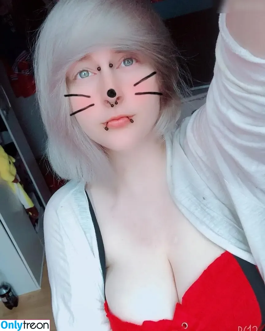 KawaiiAlienPanda nude photo #0018 (KawaiiAlienPanda)