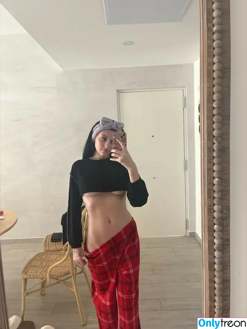 KayBri nude photo #0027 (kay.brixo)