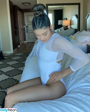 Kayla DiCello / kayladicello nude photo #0005