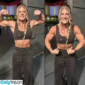 Kayla Harrison / kaylaharrisonofficial nude photo #0001