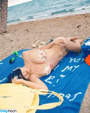 kayla.vy /  / Asian Baby Girl nude photo #2133